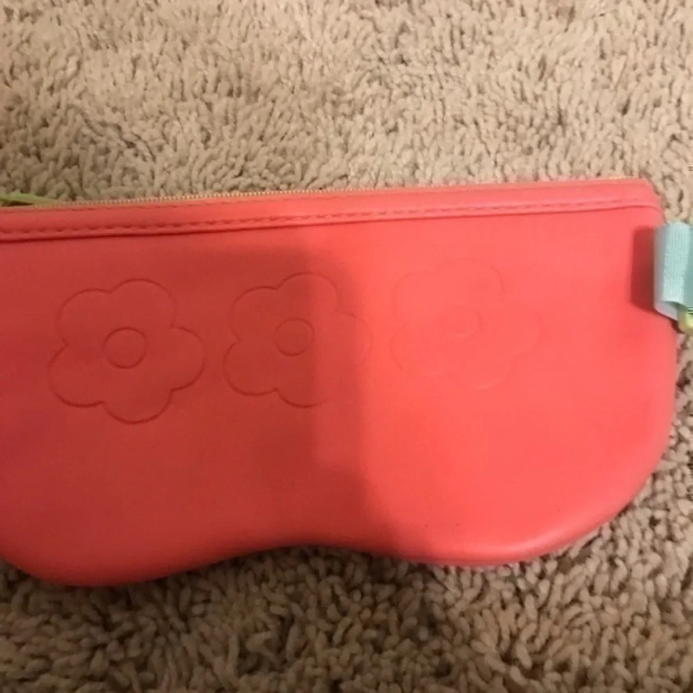 pink flower clinique soft padded glasses case